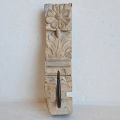 PRANA Carved Hook
