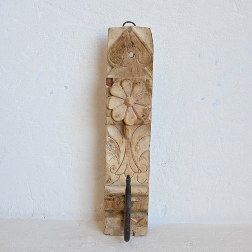 PRANA Carved Hook