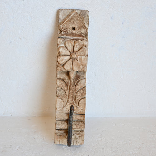 PRANA Carved Hook