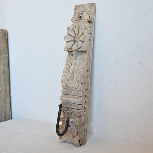 PRANA Carved Hook