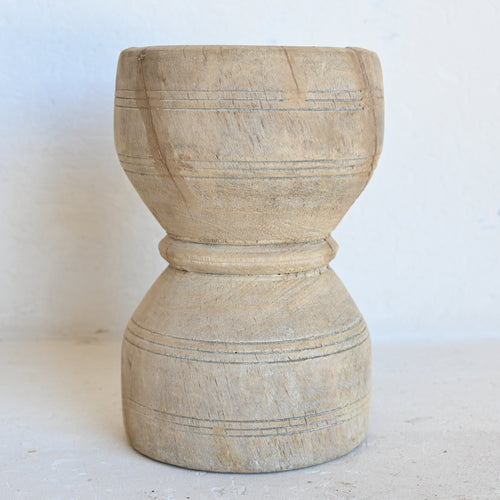 Carved pot 326733 - E