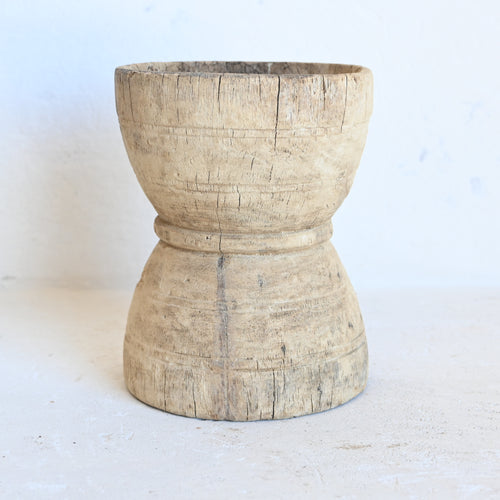 Carved pot 326733 - F