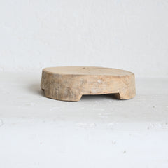Carved Chapati with legs 259667-2