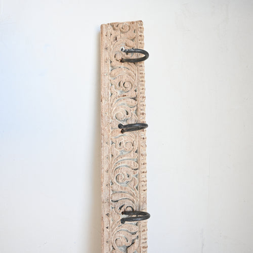 Carved Indian Timber Hook 8952B