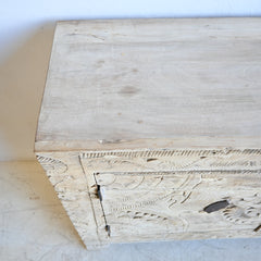 PRANA Cabinet