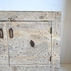 PRANA Cabinet