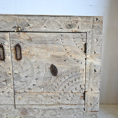 PRANA Cabinet