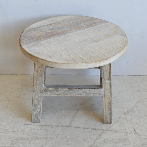 PRANA Coffee table