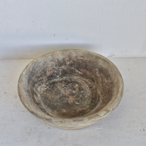 Medium Indian vintage wooden bowl -4